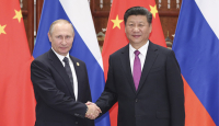 Xi Jinping trifft Putin.jpg