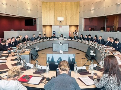 2026年6月29日，商务部部长王文涛在欧盟总部与欧委会贸易和经济安全委员谢夫乔维奇共同主持召开中欧贸易投资磋商机制首次会议.jpg